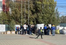 “Дахивар авах өдөрлөг”-т очиж хуримтлуулсан цаасаа тушаалаа.