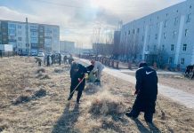 Сар шинийн баярыг угтсан бүх нийтийн их цэвэрлэгээнд байгууллагынхаа ойр орчмын 50м талбай болон хувиарт талбайг цэвэрлэлээ.